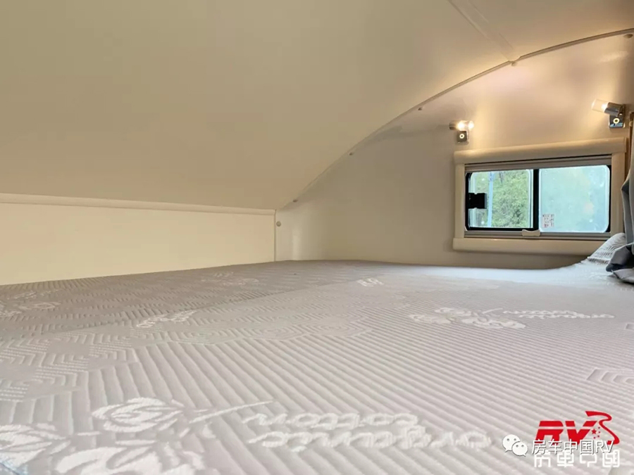 640.webp (1) 拷贝.jpg