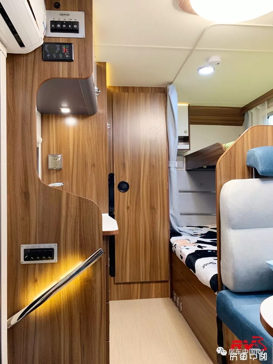 640.webp (1) 拷贝.jpg