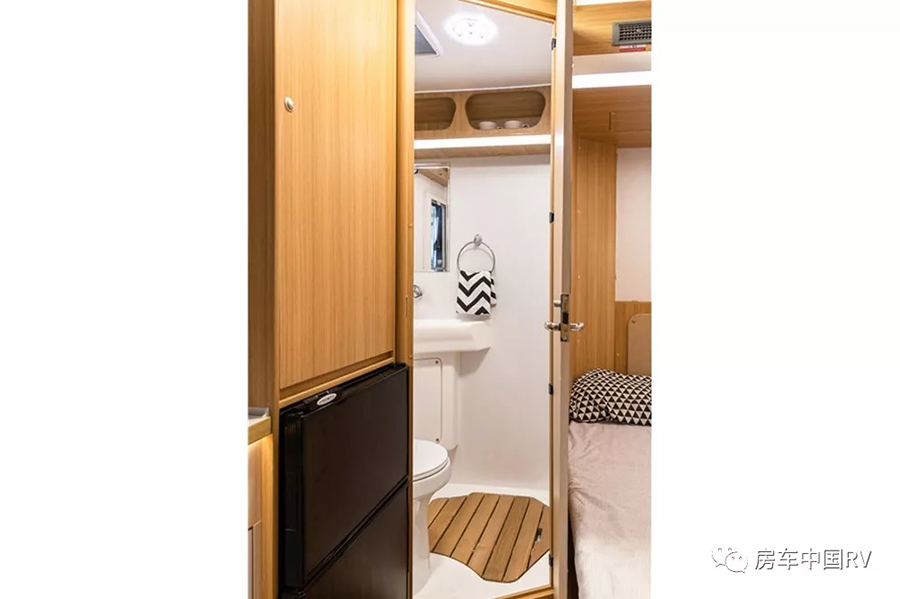 640.webp (1) 拷贝.jpg