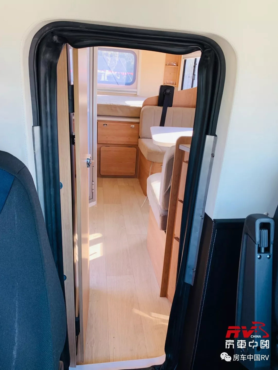 640.webp (1) 拷贝.jpg