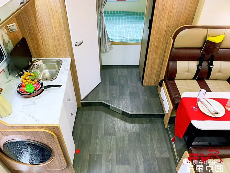 640.webp (1) 拷贝.jpg