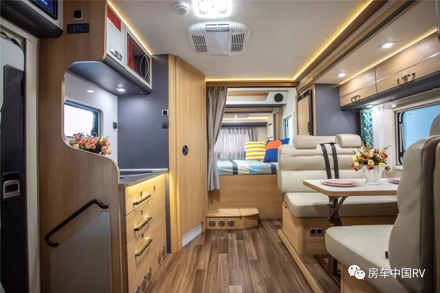 6403GJA9TVZ 拷贝.bmp