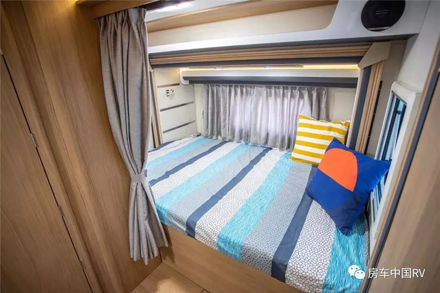 640IZDAHG0M 拷贝.bmp